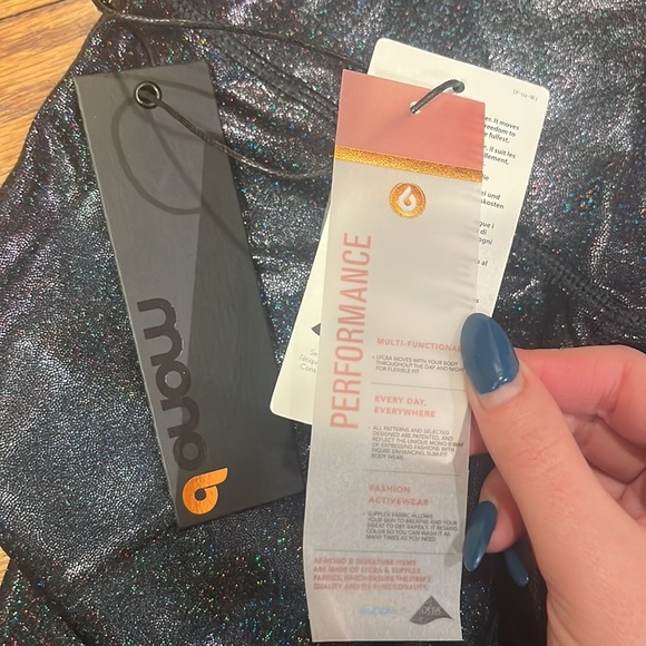 NWT Mono b Woman’s Blue Sparkle Spandex Leggings Size S - Picture 5 of 6